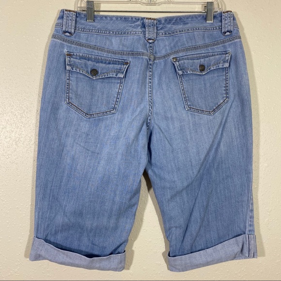 Ana Modern Fit Sz 12 Capri Light blue Jeans - Picture 3 of 10